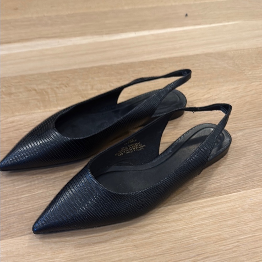 H&M Black Textured Flats
